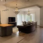 فيلة Luxury In سوزوبول