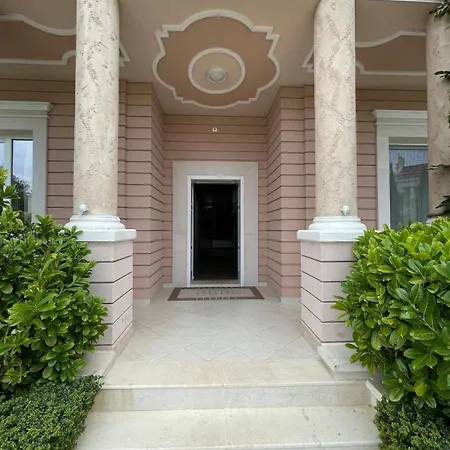Luxury In Willa *