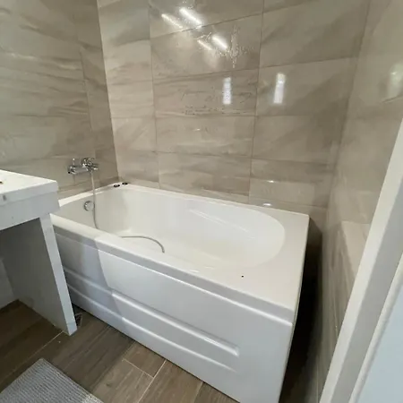 Luxury In Βίλα *