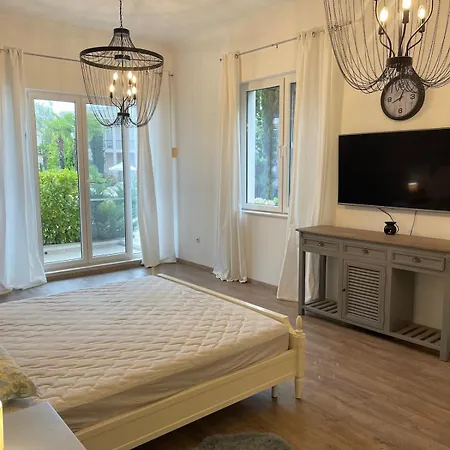 Villa Luxury In *